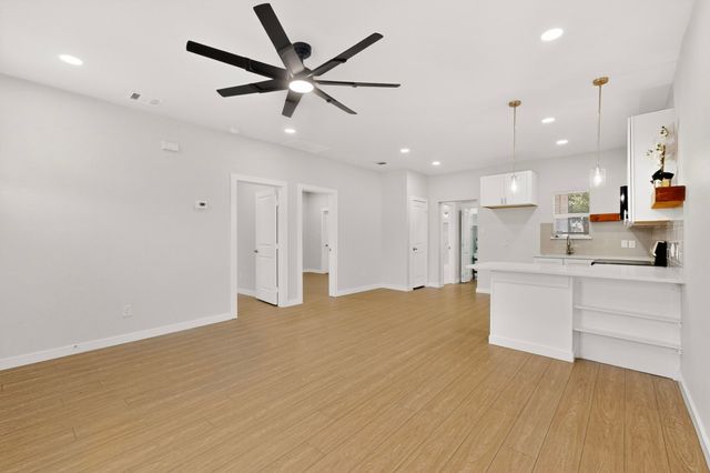 2315 Exeter Avenue, Dallas, TX 75216