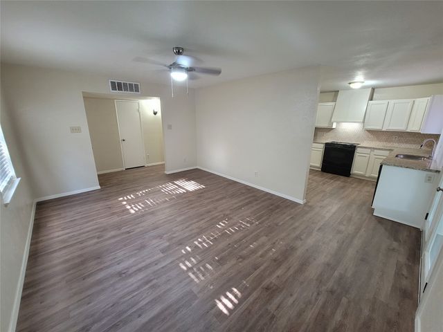 2626 Dove Meadow Drive, Garland, TX 75043