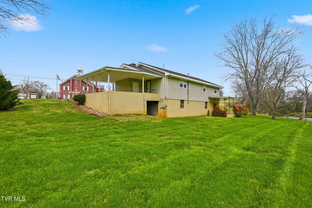 802 Stanley Valley Road, Rogersville, TN 37857