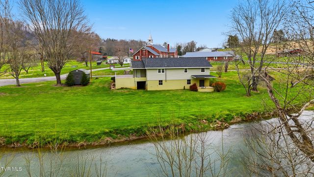 802 Stanley Valley Road, Rogersville, TN 37857