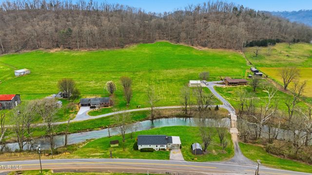 802 Stanley Valley Road, Rogersville, TN 37857