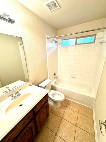 1703 Stonewick Drive, Allen, TX 75002