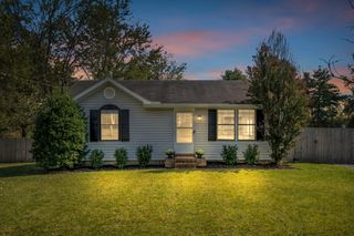 1556 Winding Way Cir, Gallatin, TN 37066