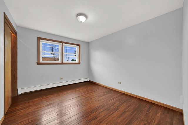 5701 S Kenton Avenue 3N, Chicago, IL 60629