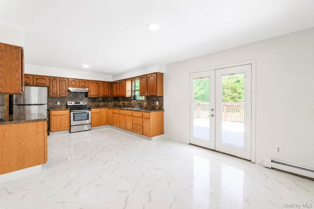 43 harrison Drive, Shirley, NY 11967
