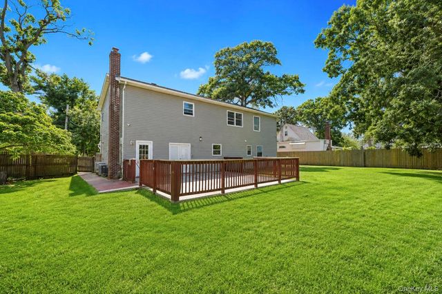 43 harrison Drive, Shirley, NY 11967