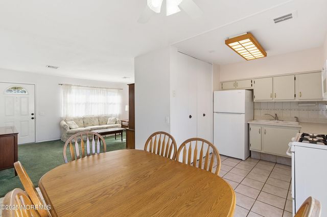 7 Nebraska Drive 153, Matawan, NJ 07747