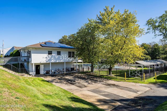 7 Nebraska Drive 153, Matawan, NJ 07747