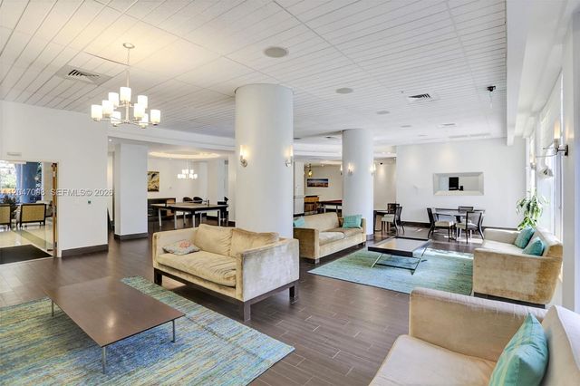 3901 S Ocean Dr 14Z, Hollywood, FL 33019