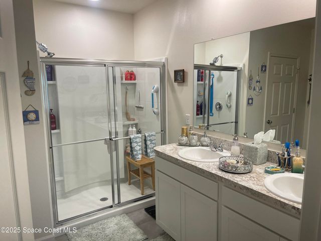 939 Remington Green Drive SE, Palm Bay, FL 32909