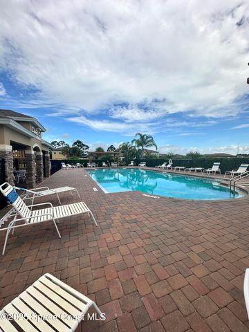 939 Remington Green Drive SE, Palm Bay, FL 32909