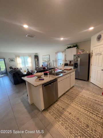 939 Remington Green Drive SE, Palm Bay, FL 32909