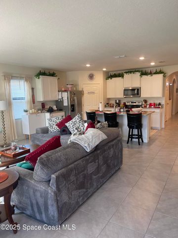 939 Remington Green Drive SE, Palm Bay, FL 32909