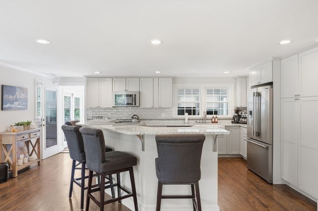 196 Foster St, Littleton, MA 01460