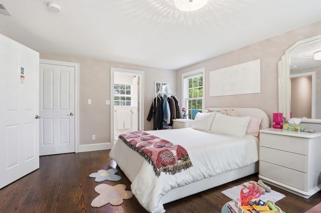 196 Foster St, Littleton, MA 01460