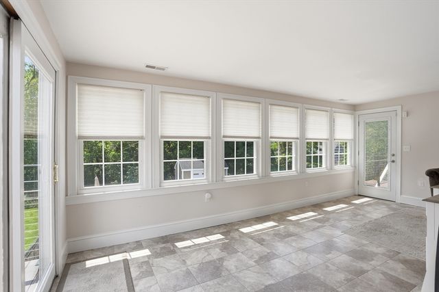 196 Foster St, Littleton, MA 01460