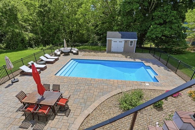 196 Foster St, Littleton, MA 01460
