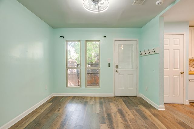 5433 Como Drive, Fort Worth, TX 76107