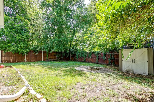 5433 Como Drive, Fort Worth, TX 76107