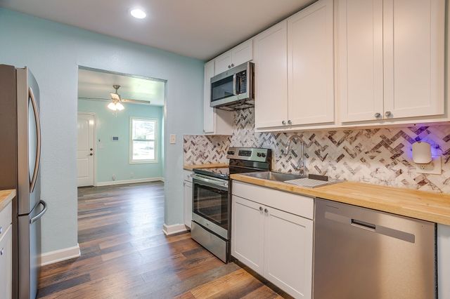 5433 Como Drive, Fort Worth, TX 76107
