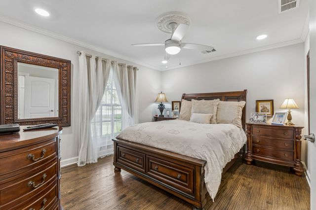 5712 Ridgetown Circle, Dallas, TX 75230