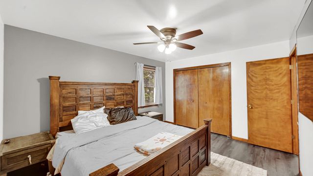 800 W 10th Street, Hobart, IN 46342