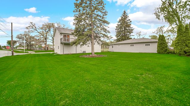 800 W 10th Street, Hobart, IN 46342