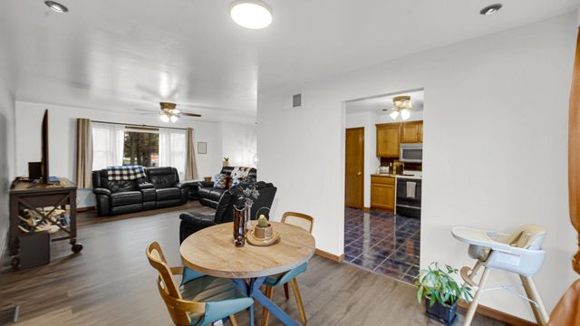 800 W 10th Street, Hobart, IN 46342