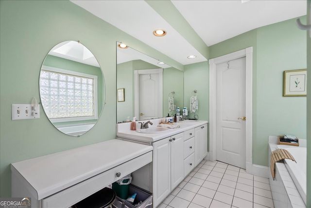 145 Thornwood Drive SE, Calhoun, GA 30701