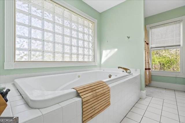 145 Thornwood Drive SE, Calhoun, GA 30701