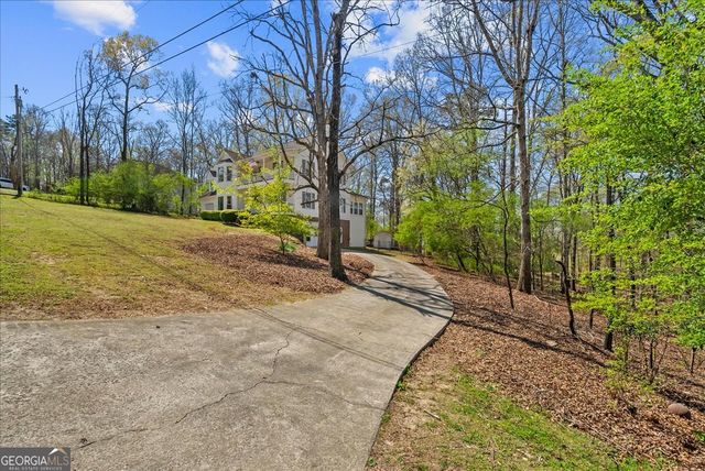 145 Thornwood Drive SE, Calhoun, GA 30701