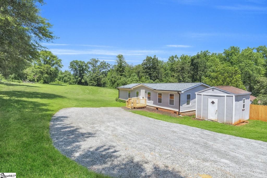 123 Kellogg Court, Pickens, SC 29671