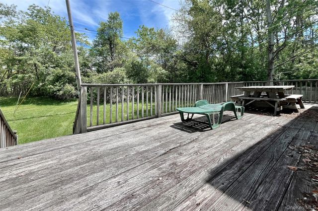 98 Oil City Road, Pine Island, NY 10969