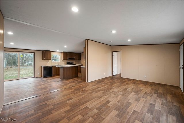 541 Lincoln Avenue, Struthers, OH 44471