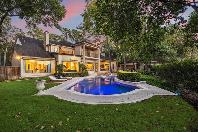 918 Huntington Cove, Houston, TX 77063