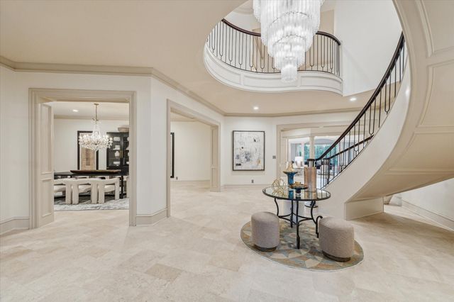 918 Huntington Cove, Houston, TX 77063