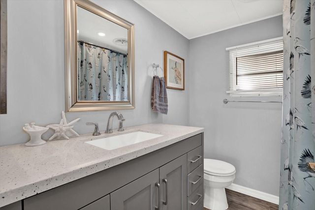 7880 54TH AVENUE N 17, St Petersburg, FL 33709