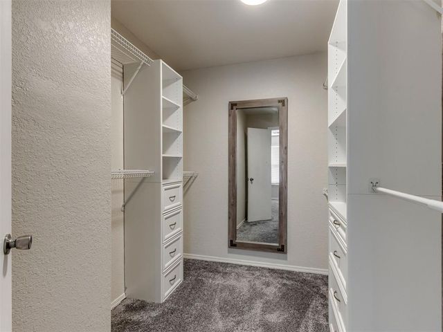 920 Periwinkle Drive, Yukon, OK 73099