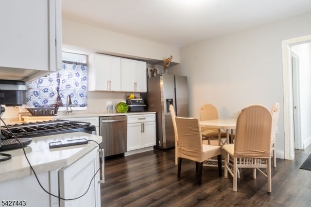 54 Bloomfield Ave, Paterson City, NJ 07503