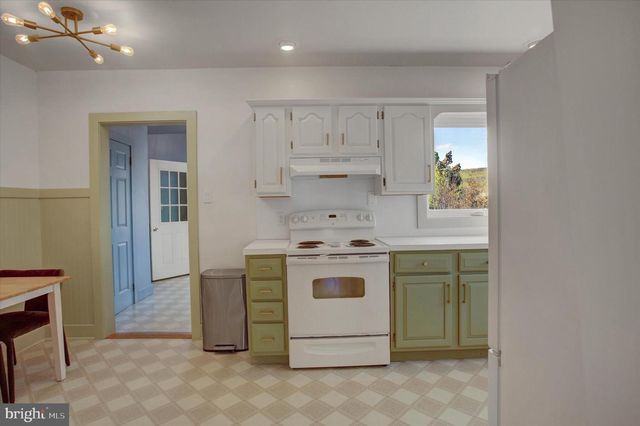 225 PINE ROAD, Mount Holly Springs, PA 17065