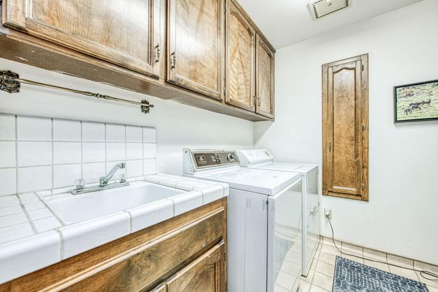 1167 Mill Street, Selma, CA 93662