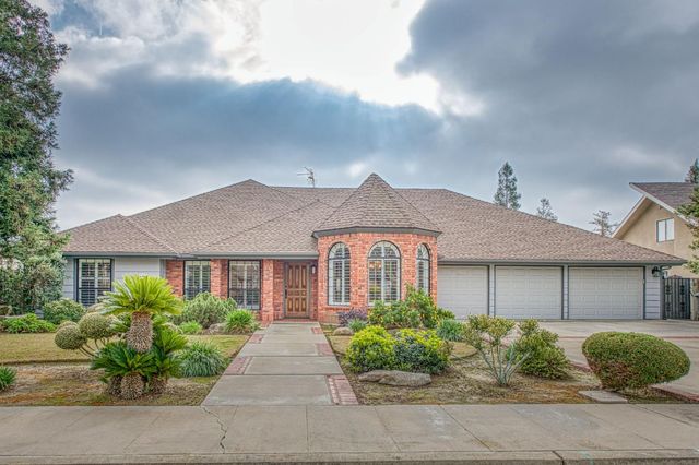 1167 Mill Street, Selma, CA 93662