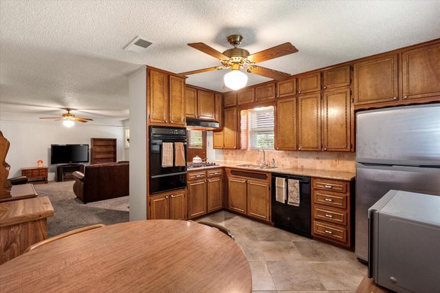 1137 Irwin Drive, Hurst, TX 76053