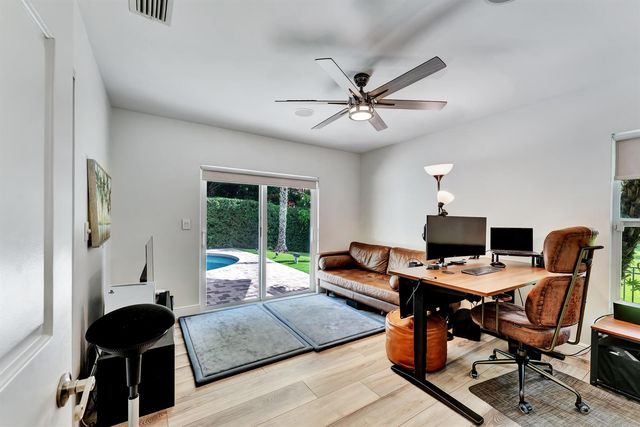 1920 Parkside Circle S, Boca Raton, FL 33486