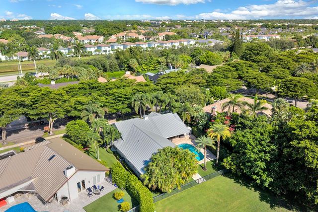 1920 Parkside Circle S, Boca Raton, FL 33486