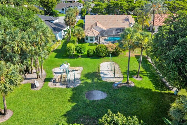 1920 Parkside Circle S, Boca Raton, FL 33486