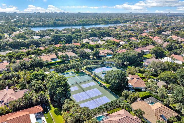 1920 Parkside Circle S, Boca Raton, FL 33486