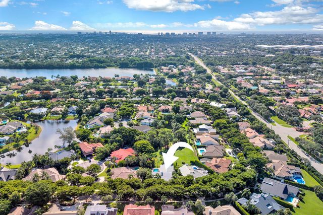 1920 Parkside Circle S, Boca Raton, FL 33486
