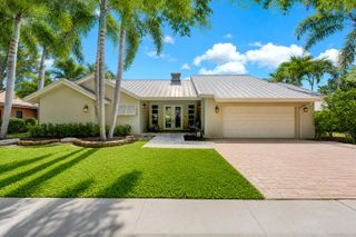 1920 Parkside Circle S, Boca Raton, FL 33486