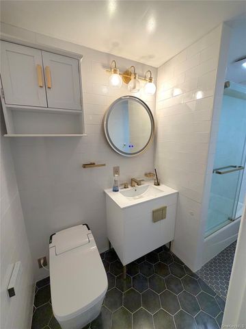 22-27 76th Street B2, East Elmhurst, NY 11370